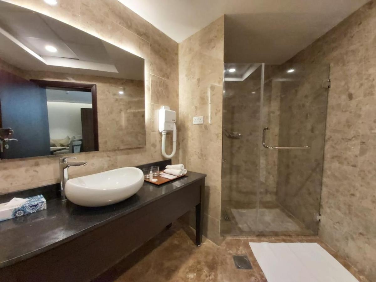Basrah International Airport Hotel Екстериор снимка