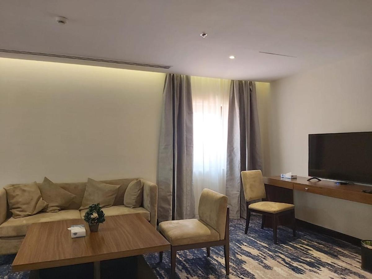 Basrah International Airport Hotel Екстериор снимка